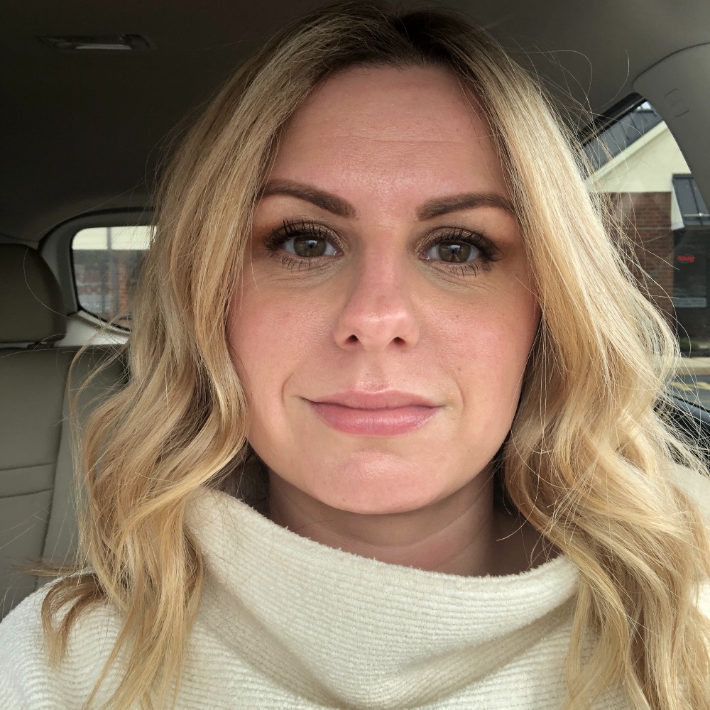 Meet your Posher, Jennifer
